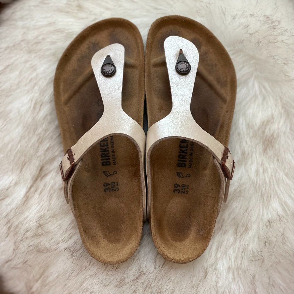 Birkenstock Gizeh-Flor Flip Flop